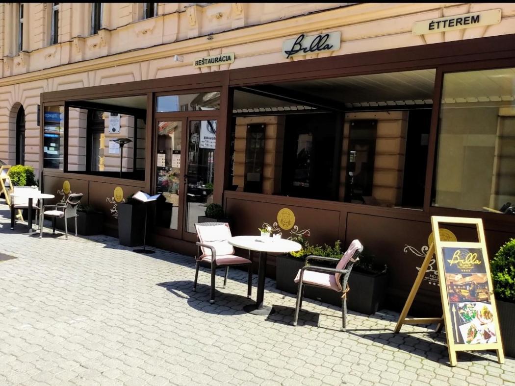 Bella Penzion Komárno Extérieur photo
